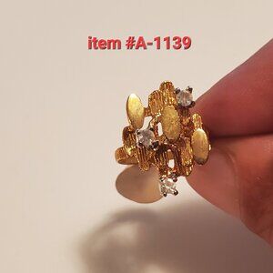1 Gold Ring, item # A-1139, wt. 6 grams. size 7.